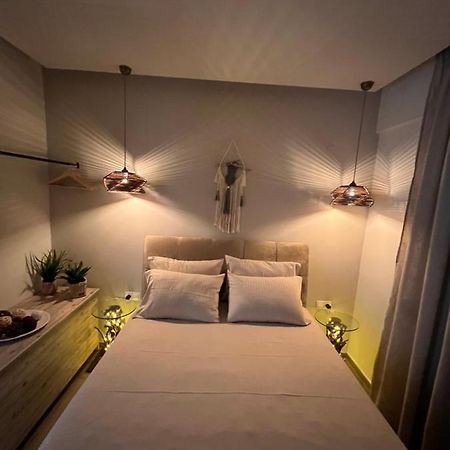 Supreme Malibu Suite Александруполис Екстериор снимка
