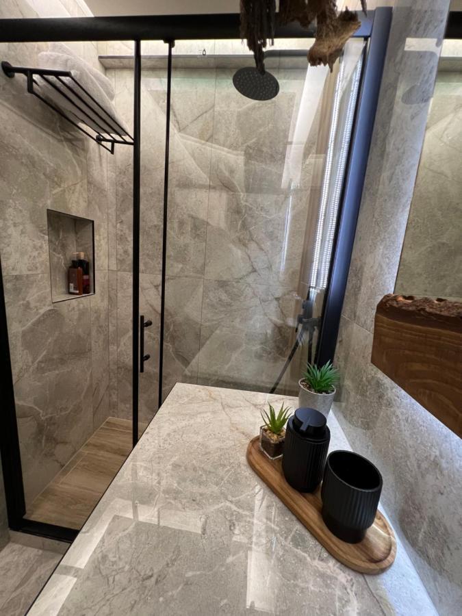 Supreme Malibu Suite Александруполис Екстериор снимка